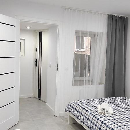Apartament Krotka Czestochowa Ngoại thất bức ảnh