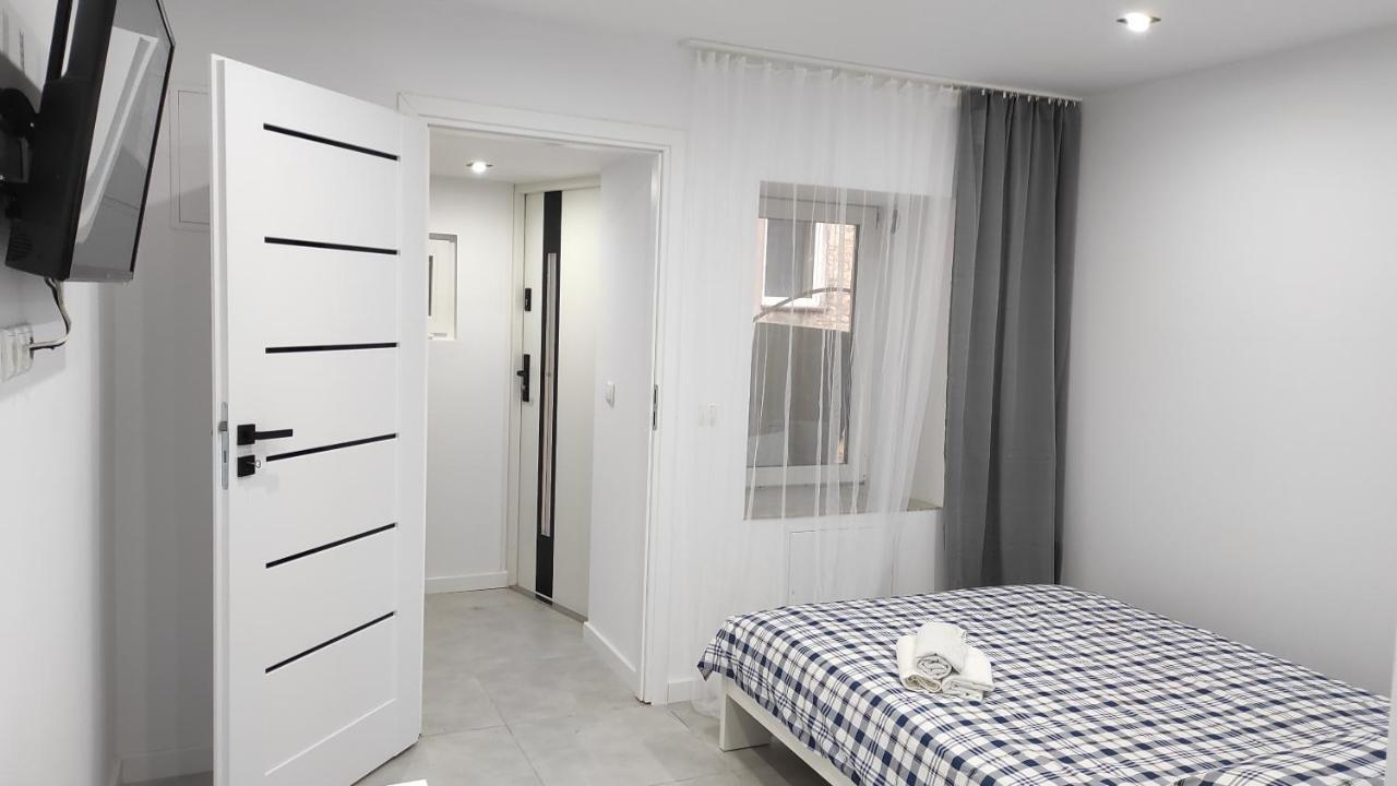 Apartament Krotka Czestochowa Ngoại thất bức ảnh